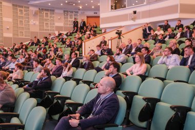 Moskova, Rusya - 12 Nisan 2019: Rusya'nın Moskova kentinde ki Rus Otomobil Dilleri Derneği konferansı