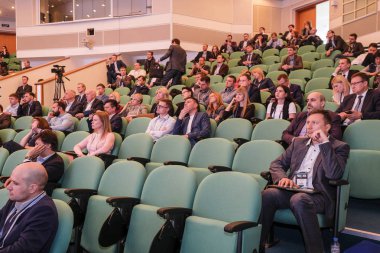 Moskova, Rusya - 12 Nisan 2019: Rusya'nın Moskova kentinde ki Rus Otomobil Dilleri Derneği konferansı