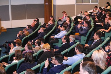 Moskova, Rusya - 12 Nisan 2019: Rusya'nın Moskova kentinde ki Rus Otomobil Dilleri Derneği konferansı