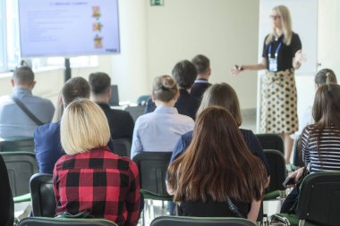 Moskova, Rusya - 12 Nisan 2019: Rusya'nın Moskova kentinde ki Rus Otomobil Dilleri Derneği konferansı
