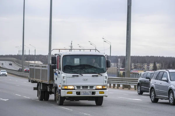 Klimovsk Región Moscú Rusia Abril 2019 Camiones Una Carretera Región —  Fotos de Stock