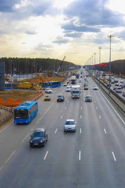 Moskevský Region Rusko Duben 2019 Vozy Venkovské Dálnici — Stock fotografie