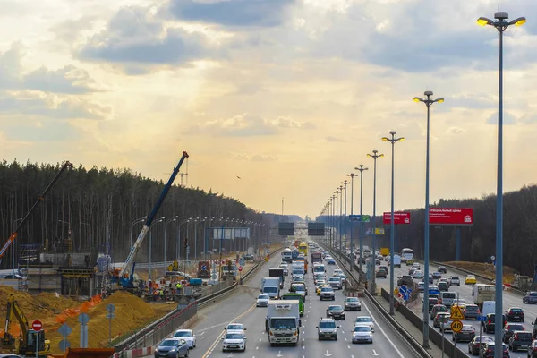 Moskevský Region Rusko Duben 2019 Vozy Venkovské Dálnici — Stock fotografie