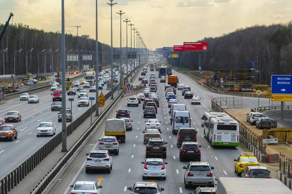 Moskevský Region Rusko Duben 2019 Vozy Venkovské Dálnici — Stock fotografie