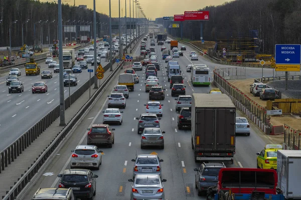 Moskevský Region Rusko Duben 2019 Vozy Venkovské Dálnici — Stock fotografie