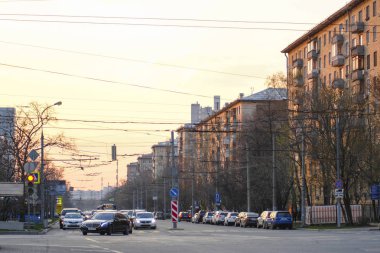 Moskova, Rusya - 21 Nisan 2019: Moskova trafiği 