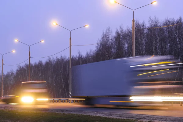 Camion Sur Une Autoroute Dans Région Moscou Soir — Photo