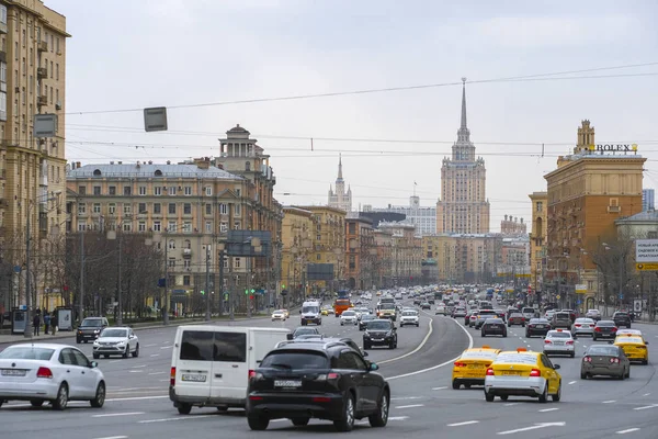 Moscú Rusia Abril 2019 Tráfico Moscú —  Fotos de Stock