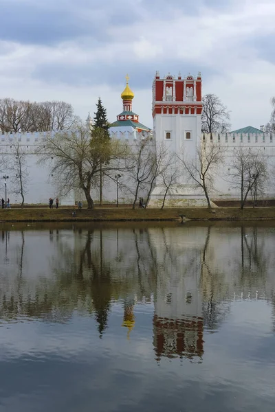 Novodevichy Manastırının Görüntüsü — Stok fotoğraf