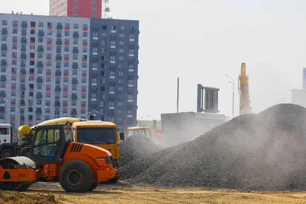 Mosca Russia Aprile 2019 Attrezzature Edilizia Nel Cantiere Edifici Residenziali — Foto Stock