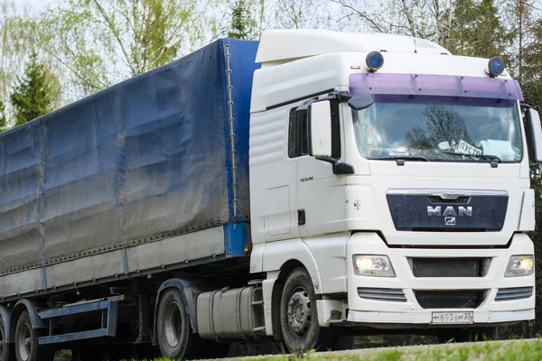 Regione Mosca Russia Maggio 2019 Camion Autostrada Nella Regione Mosca — Foto Stock