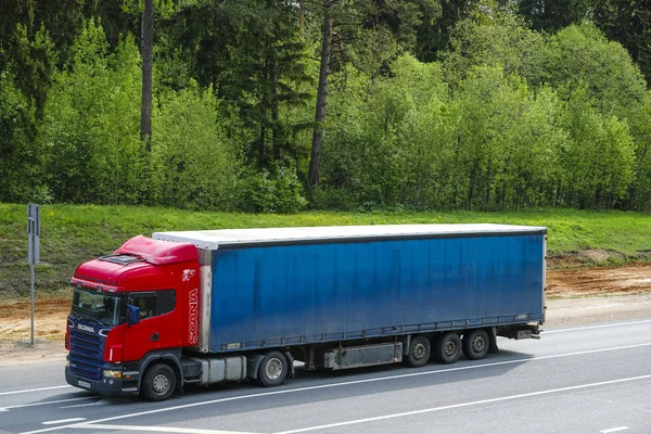 Twer Region Rosja Maj 2019 Ciężarówka Autostradzie Regionie Twer Rosja — Zdjęcie stockowe