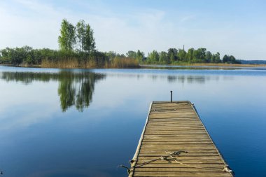 Rusya'da Seliger Gölü üzerinde iskele görüntüsü ile Manzara
