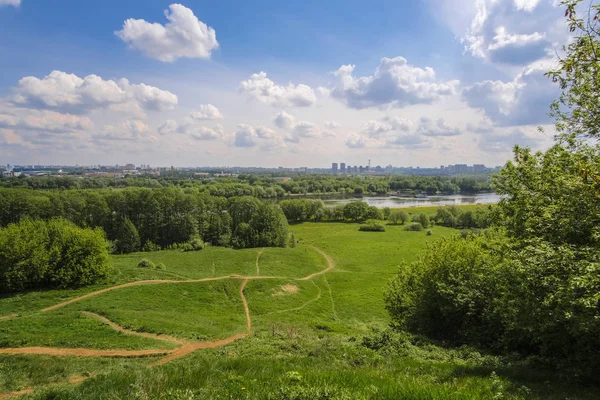 Bild Eines Panoramas Des Kolomenskoje Parks Moskau Frühling — Stockfoto