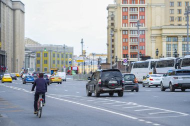 Moskova, Rusya - 4 Mayıs 2019: Moskova trafiği 