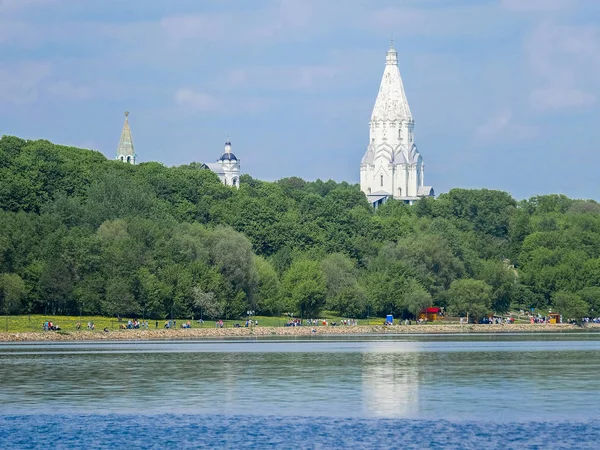 Iglesia Ascensión Parque Kolomenskoye Moscú Primavera — Foto de Stock