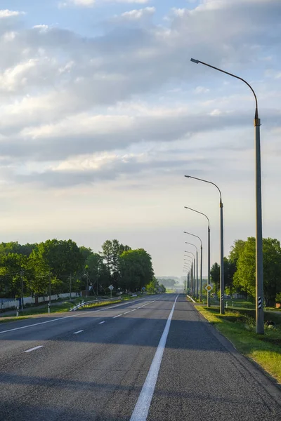 Landschaft Mit Dem Bild Einer Landstraße — Stockfoto