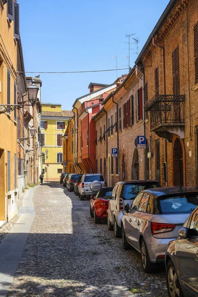 Ferrara Italien Juli 2019 Autos Auf Einem Parkplatz Einem Zentrum — Stockfoto