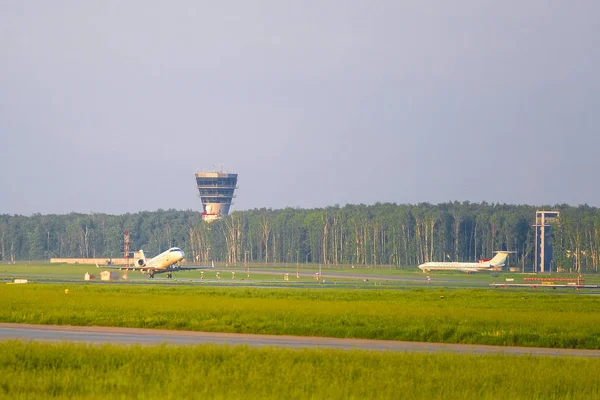 Moskwa Rosja Czerwiec 2019 Wizerunek Samolotu Lądowania — Zdjęcie stockowe