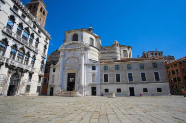 Venedik, İtalya - 11 Temmuz 2019: Venedik, İtalya'nın merkezinde konutlar