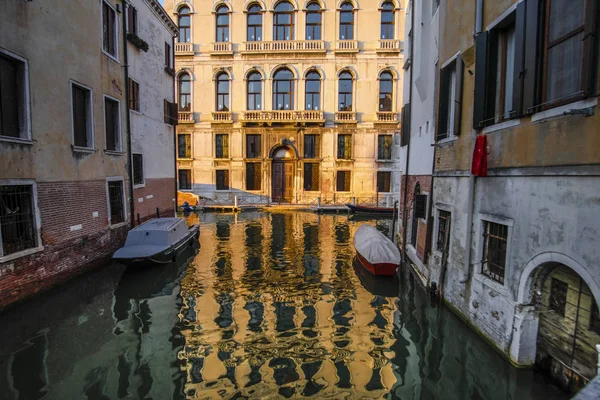 Venezia Italia Luglio 2019 Paesaggio Urbano Con Immagine Del Canale — Foto Stock