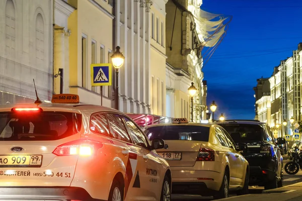 Moscow Oroszország Június 2019 Taxi Moszkva Központjában — Stock Fotó