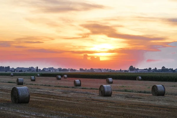 Paisaje Con Imagen Del Atardecer Campo Italiano —  Fotos de Stock