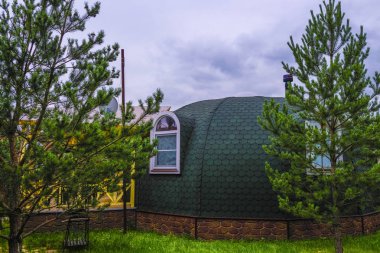 Çadır şeklinde bir yazlık görüntüsü