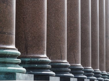 Sütunların görüntüsü yakın