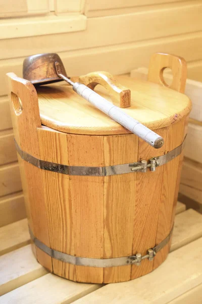 Saunaschale Und Schöpfkelle Der Sauna — Stockfoto