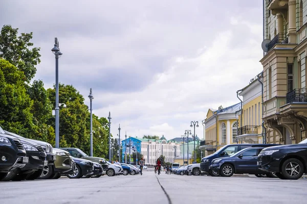 Moszkva Oroszország Augusztus 2019 Autók Parkolás Moszkvában — Stock Fotó