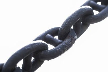 Beyaz arka plan altında izole edilmiş bir zincirin görüntüsü