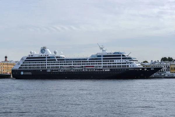 Petersburg Russland August 2019 Kreuzfahrtschiff Steht Auf Einem Steg Petersburg — Stockfoto