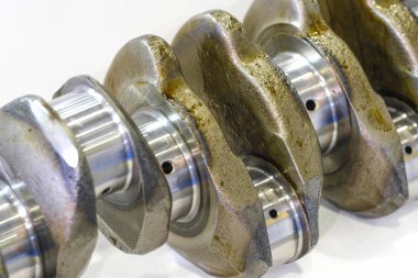 Bir krank mili nin yakın çekim görüntüsü