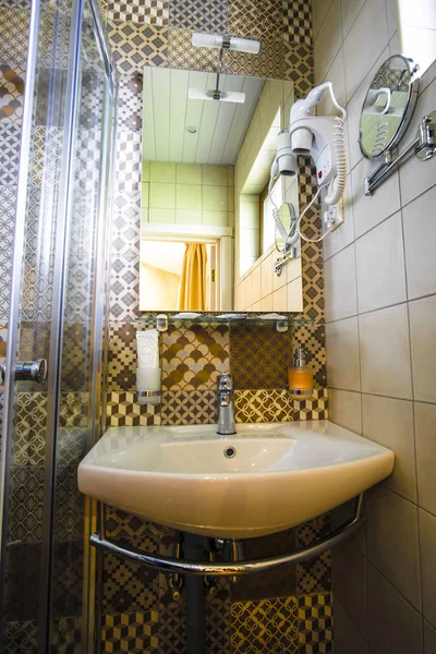 Région Moscou Russie Août 2019 Intérieur Une Petite Salle Bain — Photo