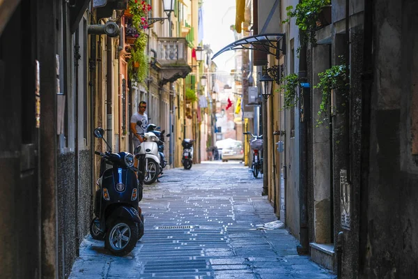 Ferrara Italia Luglio 2019 Motocicletta Parcheggio Sulla Strada Ferrara — Foto Stock