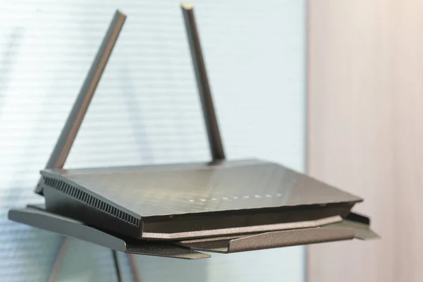 Wi-Fi router image