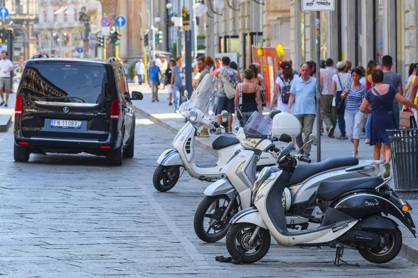 Padua Italien Juli 2019 Motorcykel Parkering Gatan Padua Italien — Stockfoto