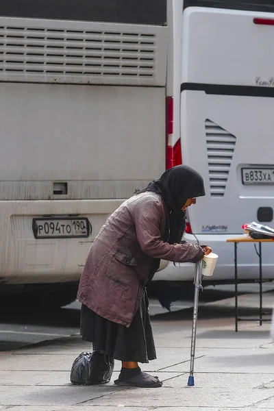 Moskou Rusland Augustus 2019 Bedelaar Smeekt Het Centrum Van Moskou — Stockfoto