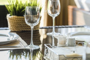 Serpuhov, Rusya - 22 Ağustos 2019: Serpuhov, Rusya'da bir otelde modern bir restoranın içi