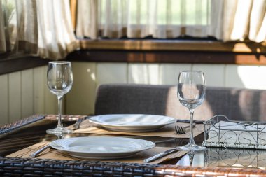 Serpuhov, Rusya - 22 Ağustos 2019: Serpuhov, Rusya'da bir otelde modern bir restoranın içi