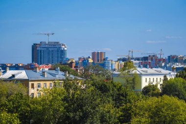 Ryazan, Rusya - 25 Ağustos 2019: Rusya 'nın Ryazan kentindeki binaların görüntüsü