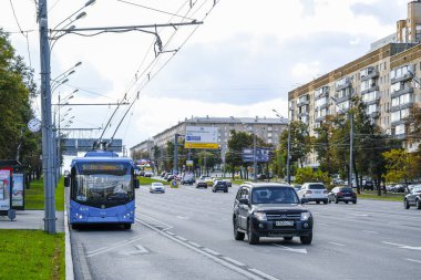 Moskova, Rusya - 15 Eylül 2019: Moskova 'daki trafik görüntüsü