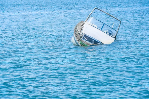 Immagine Una Barca Motore Affondata — Foto Stock