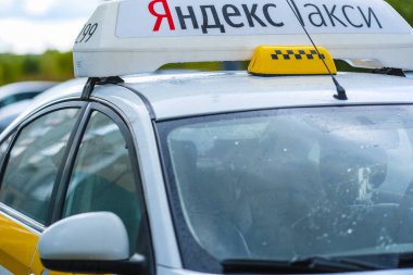 Moskova, Rusya - 15 Eylül 2019: Moskova taksisinin görüntüsü