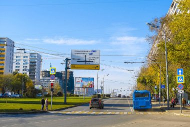 Moskova, Rusya - 13 Ekim 2019: Moskova, Rusya 'da trafik