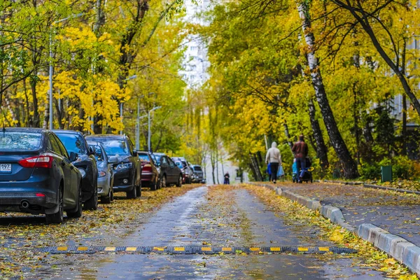 Moskva Rusko Říjen 2019 Auta Parkovišti Moskvě Rusko — Stock fotografie