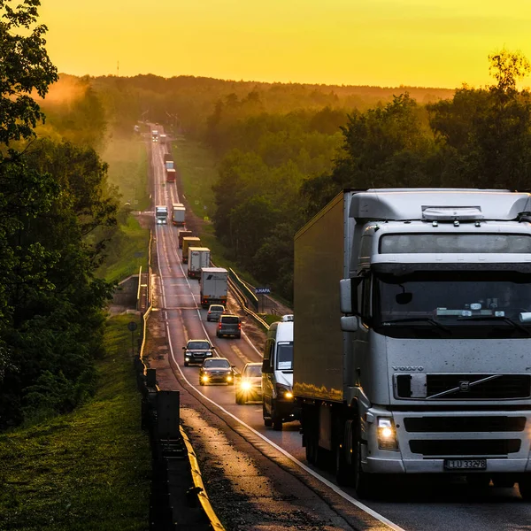 Regione Mosca Russia Giugno 2020 Immagine Una Strada Statale Tramonto — Foto Stock