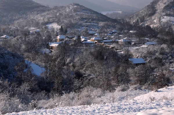 Vista Aldeia Montanha Stara Planina Bulgária Inverno — Fotografia de Stock