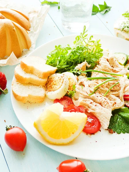 Filé Frango Com Verduras Legumes Dof Rasa — Fotografia de Stock